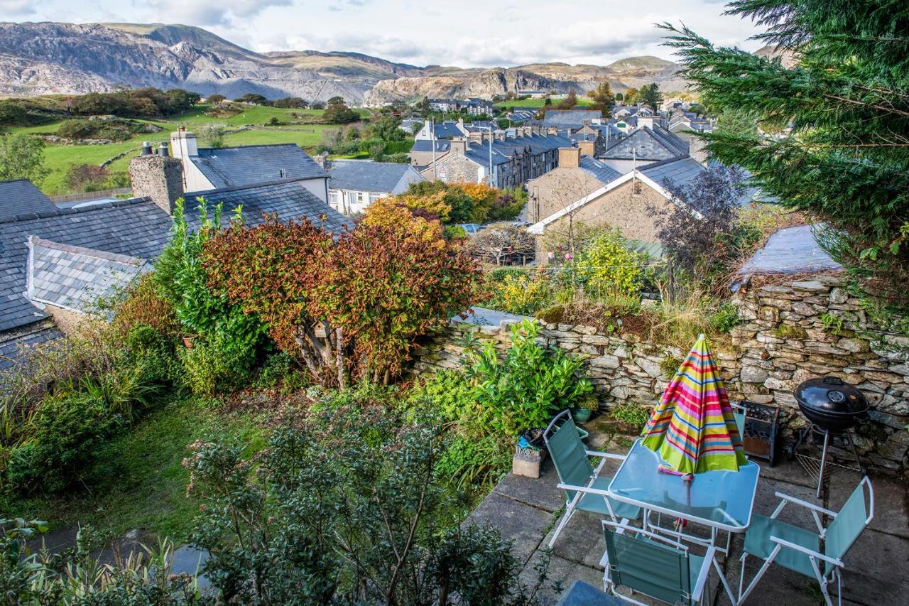 Homely Cottage With Garden And Mountain-View Blaenau Ffestiniog Exterior foto